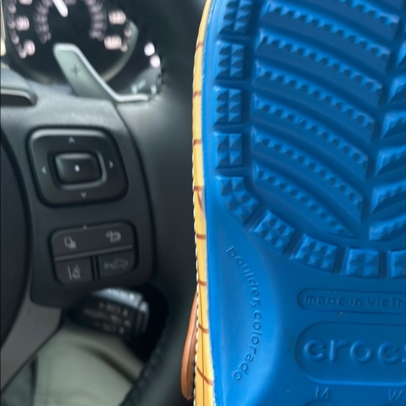 Andy crocs - Picture 3 of 4